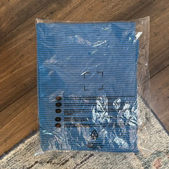 Under Armour heat gear blue and gray polo size large loose fit - Picture 3 of 5